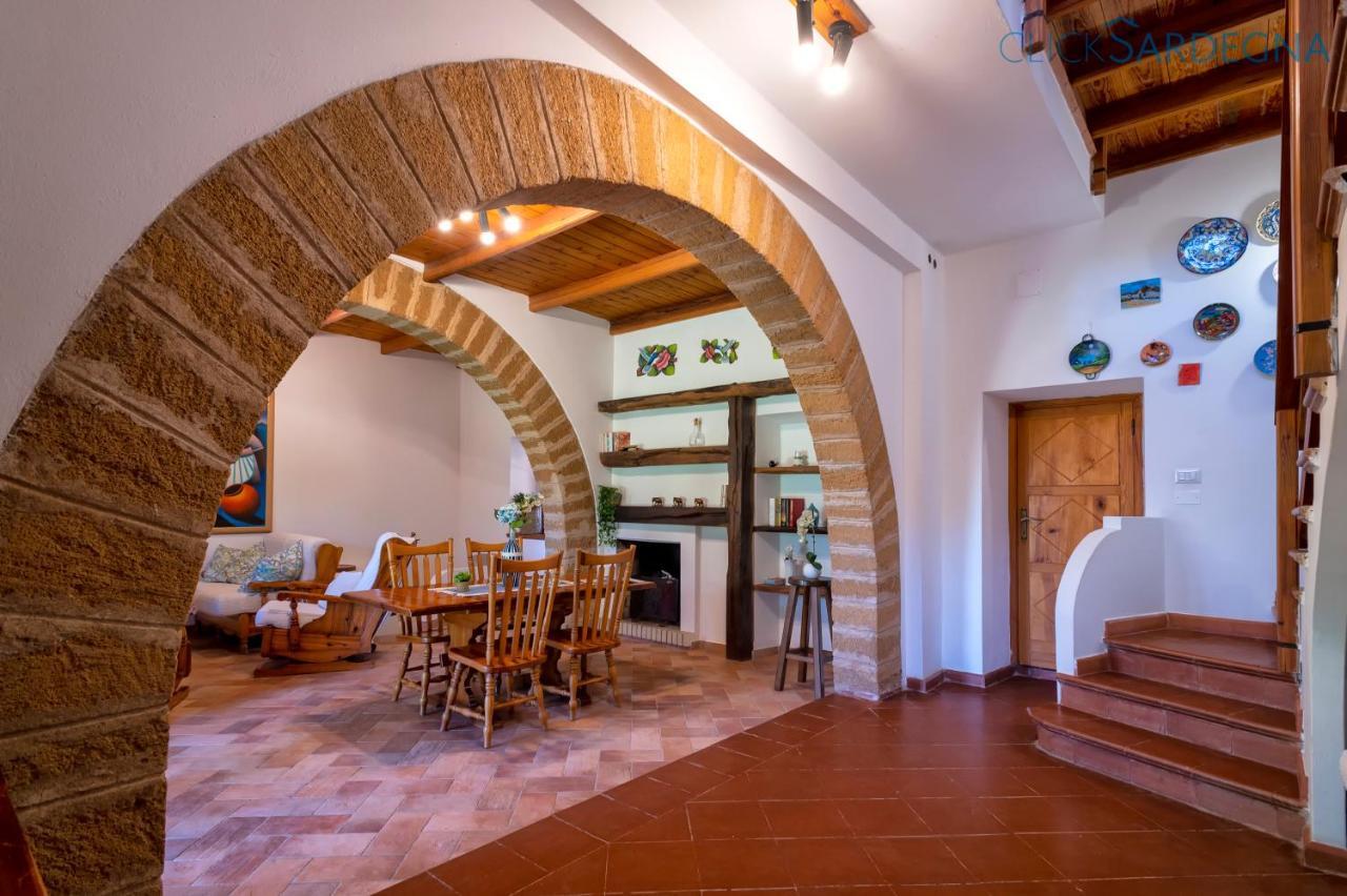 Villa Christiana Villa Del XV Secolo Con Piscina Ad Uso Esclusivo Alghero Exterior foto